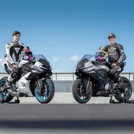 Mootorratas CFMOTO 675SR-R, must