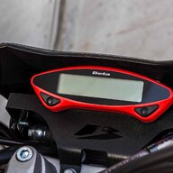 Beta RR 125 R Motard 4T, must/punane