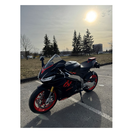 Kasutatud mootorratas Aprilia RSV4 1100 Euro5 Black