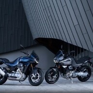 Mootorratas Moto Guzzi V100 Mandello Grigio Titanio