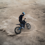 Talaria Sting R MX4 (TL4000 MX) maastikusõiduk 2025 New Edition
