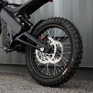 Talaria XXX (TL2500MX) 60V/40Ah maastikusõiduk 2025 Black Edition