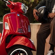 Roller Vespa GTS Super 300, Bianco Innocente