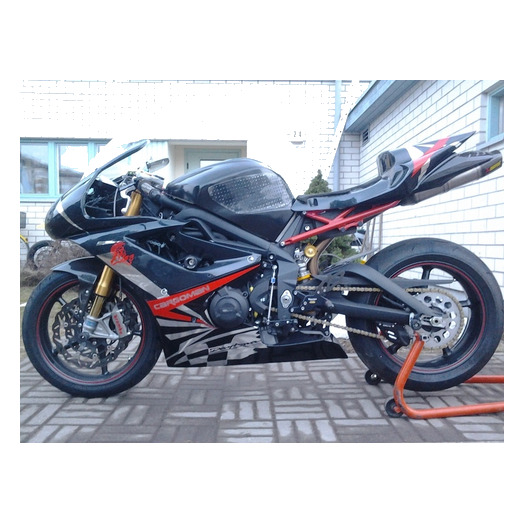 Triumph Daytona 675R 2011