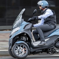 Roller Piaggio MP3 Exclusive 530 Nero Meteora