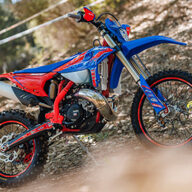 Beta RR Race 2T 300 2027