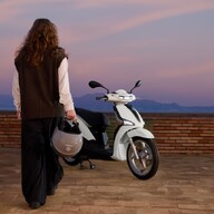 Roller Piaggio Liberty 125, Bianco Luna