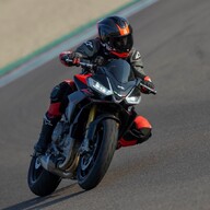 Mootorratas Aprilia Tuono 660 Factory Dark Banshee