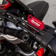 Beta RR 125 R Motard 4T, must/punane