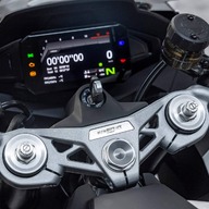 Mootorratas CFMOTO 675SR-R, must