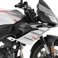 Mootorratas Aprilia Tuono 125 Aprilia Black
