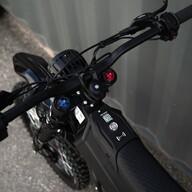 Talaria XXX (TL2500MX) 60V/40Ah maastikusõiduk 2025 Black Edition