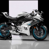 Mootorratas CFMOTO 675SR-R, must