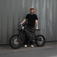 Talaria XXX (TL2500MX) 60V/40Ah maastikusõiduk 2025 Black Edition