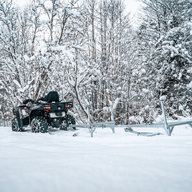 Timber sled: (timber trailer on skis)