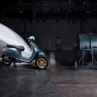 Roller Vespa Primavera Officina 8 50 Blu Officina 8