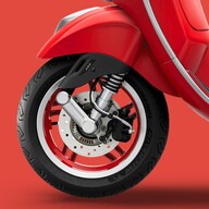 Roller Vespa Primavera 125, RED