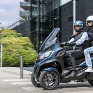 Roller Piaggio MP3 Exclusive 530 Nero Meteora